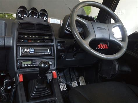 Suzuki vitara interior