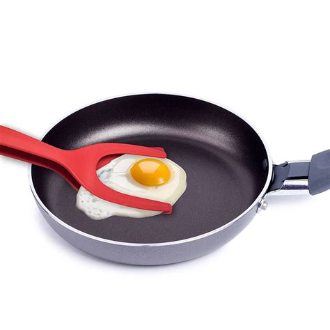 Egg Spatula - Grab and Flip Eggs with Ease - The Green Head