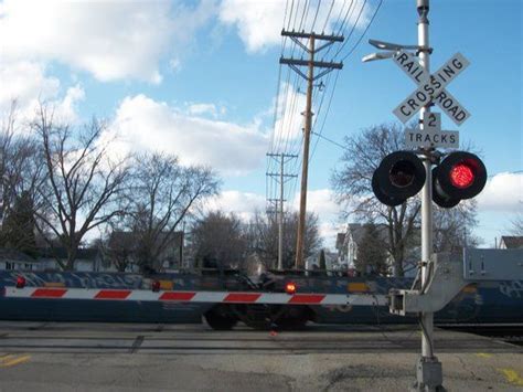 Railroad crossing gate with RECO LED's, Western-Cullen Hayes LED's and Type 2 0777 E-bells on ...