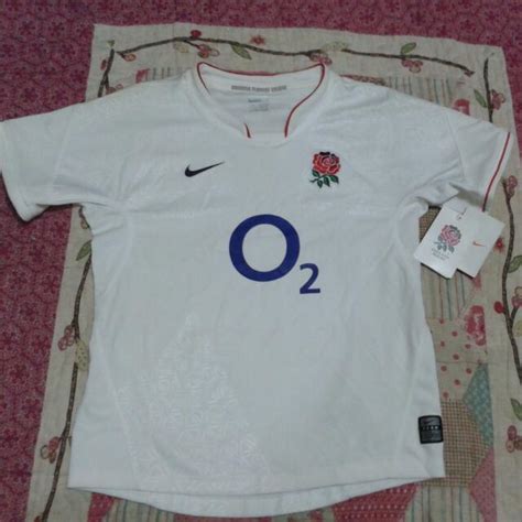 Nike England rugby jersey, Men's Fashion, Activewear on Carousell