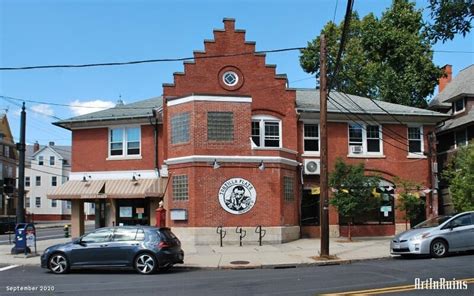 List: College Hill Historic District | ArtInRuins