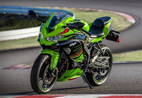 Kawasaki Ninja® ZX™-4RR | Motorcycle | Race-Ready Performance