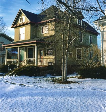 132 W MAIN ST | Property Record | Wisconsin Historical Society