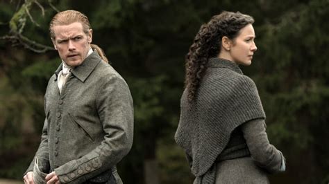 'Outlander': Caitriona Balfe & Sam Heughan Hint at Claire's 'Unraveling ...