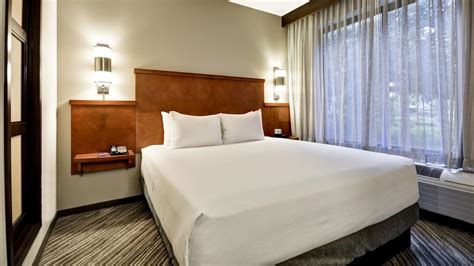 Tampa Airport Hotel | Hyatt Place Tampa Airport Westshore