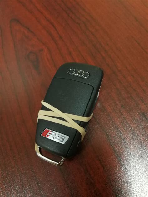 How To Open The Audi Key Fob : Audi / VW Flip Key / Fob / Remote Battery Replacement ... - You ...