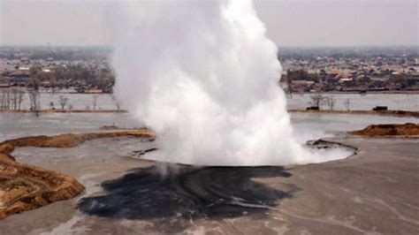 Indonesian Mud Volcano to Erupt for Next Quarter Century | Fox News