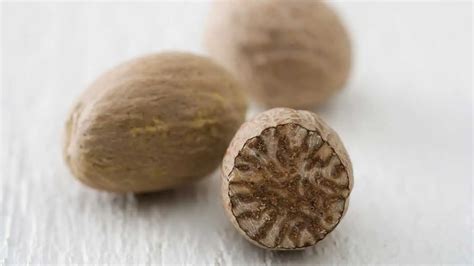 8 Science-Backed Benefits of Nutmeg - PT Tamba Sanjiwani