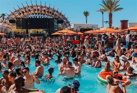 Las Vegas Strip: 3-Stop Pool Party Crawl with Party Bus | GetYourGuide