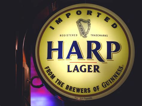 Harp Lager Glow | Like the previous image, these classy sign… | Flickr