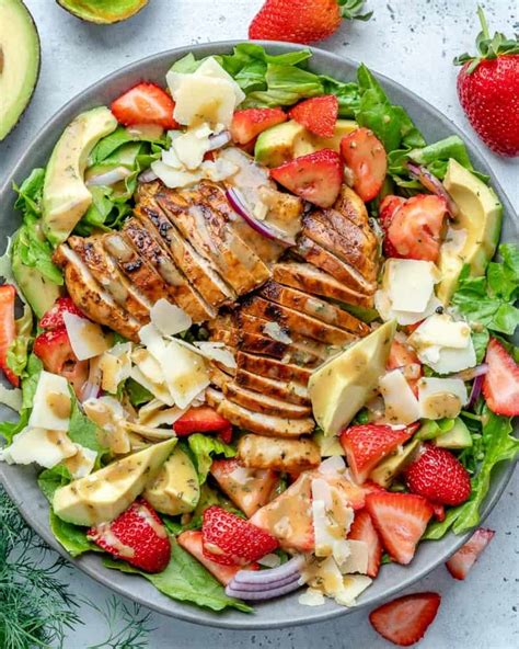 Easy and Healthy Strawberry Chicken Salad | Healthy Fitness Meals