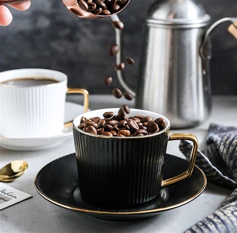 Black Corrugated Pattern Coffee Mug | The Other Aesthetic