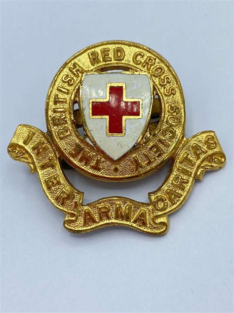 WW2 British Red Cross Society Enamel & Gilt Cap Badge