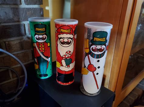 These Christmas Pringles cans my parents still have from '89. : nostalgia