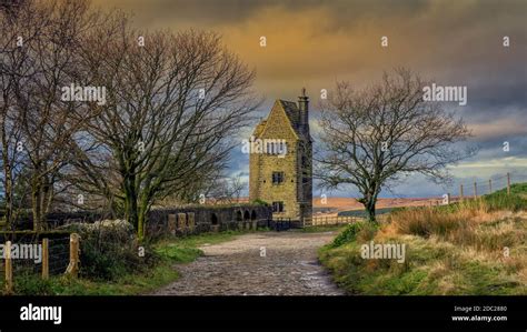 Rivington pike tower hi-res stock photography and images - Alamy