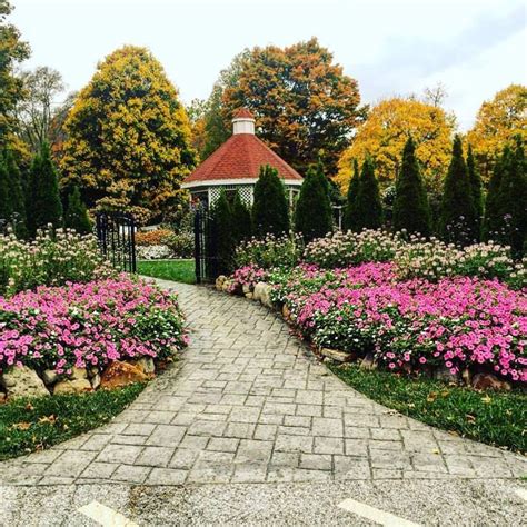 This 101-Acre Park In Indiana Is Bewitchingly Beautiful in 2020 | Garden park, Secret garden ...