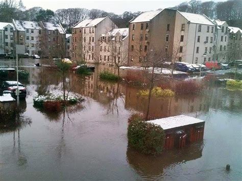 Scotland flooding: Rivers reach highest level for almost half a century ...