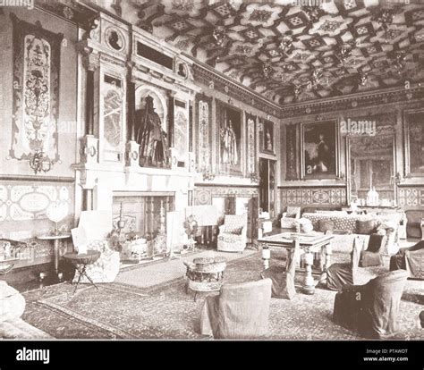 Hatfield house interior hi-res stock photography and images - Alamy