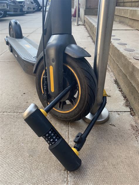 The BEST Electric Scooter Accessories - E-Scooter Life