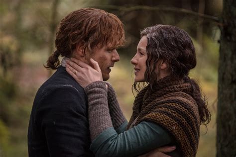 Why There Were Fewer Sex Scenes in 'Outlander' Season 4 | Glamour