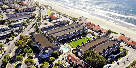 Carlsbad Inn Beach Resort | Travelzoo