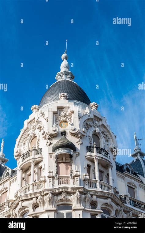 Arquitectura de la Plaza de España (Plaza España) en Madrid, España ...