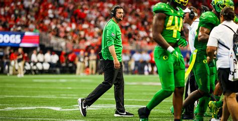 Oregon Ducks Head Coach Dan Lanning Gives Final Review of Georgia Game ...