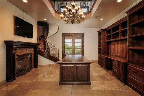 MASTERFULLY DESIGNED ESTATE ON 64 ACRES | Texas Luxury Homes | Mansions For Sale | Luxury Portfolio