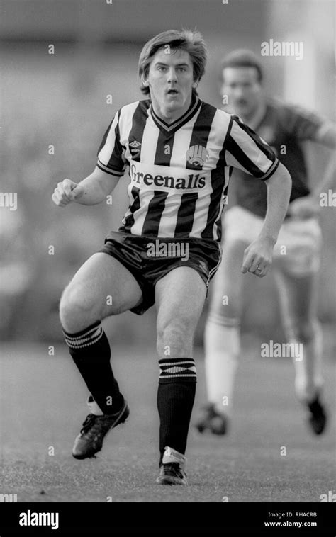 PETER BEARDSLEY, NEWCASTLE UNITED FC, , 1986 Stock Photo - Alamy