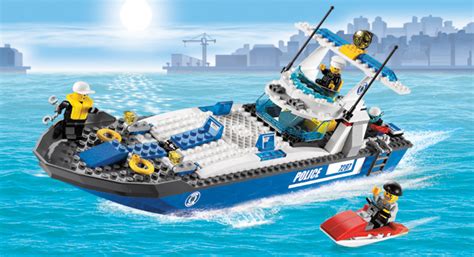 A Mothers Ramblings: The Lego City Police Boat #7287 - A Review