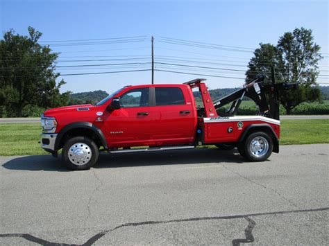 2023 Ram 5500 HD SLT 4x4 Crew Cab MPL-40 Wrecker | Nussbaum Equipment