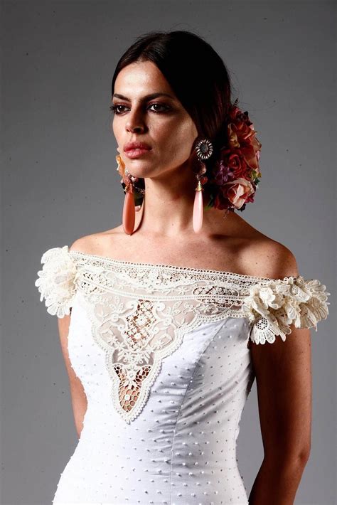 #Spanishstyle | Flamenco dress, Mexican wedding dress, Flamenco wedding