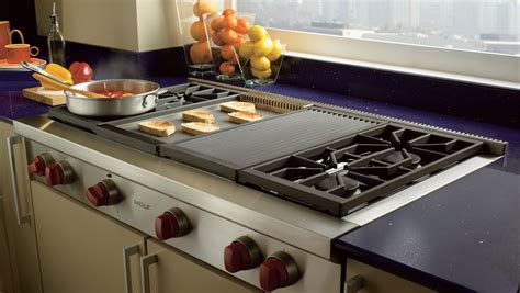 Wolf SRT364G 36" Sealed Burner Rangetop 4 Burners and Infrared Grid