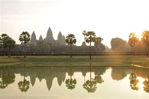 HD wallpaper: ruin, architecture, angkor wat, khmer, cambodia, old, pond | Wallpaper Flare