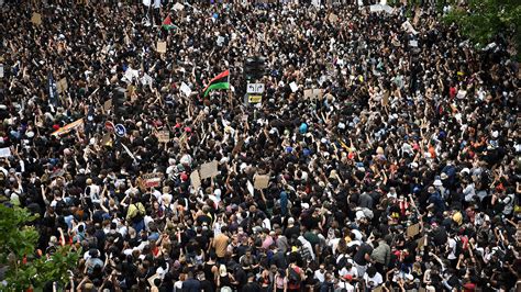 Look at These Massive Protest Crowds Around the World – Mother Jones