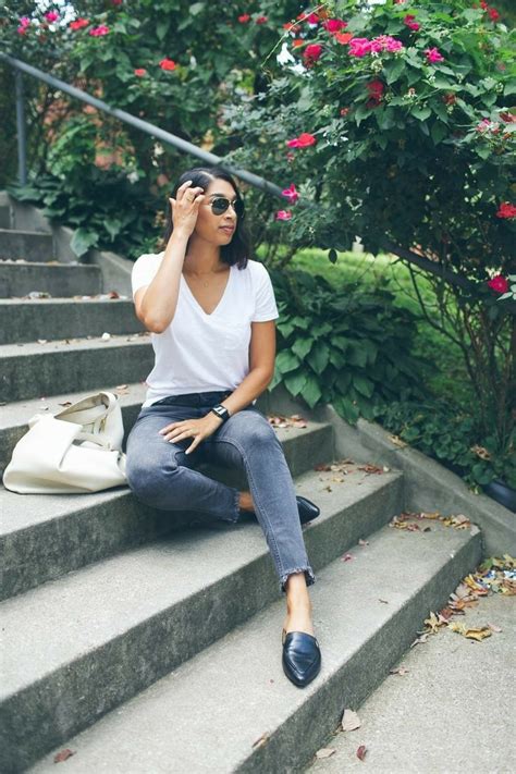 Jeans And Mules Outfit, Mule Outfits, Stylish Work Outfits, Casual ...