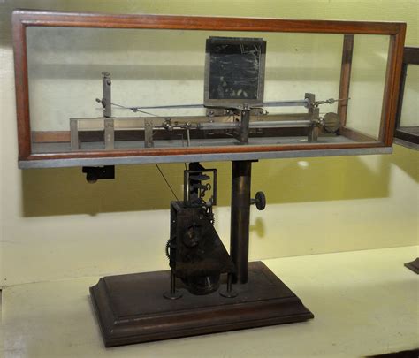 Crescograph - Jagadish Chandra Bose Museum - A crescograph is a device for measuring the growth ...