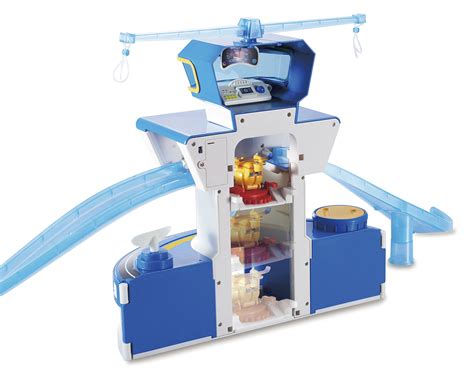 Super Wings World Airport Playset , Includes 2" Transform-a-Bot Jett and Donnie Figures ...