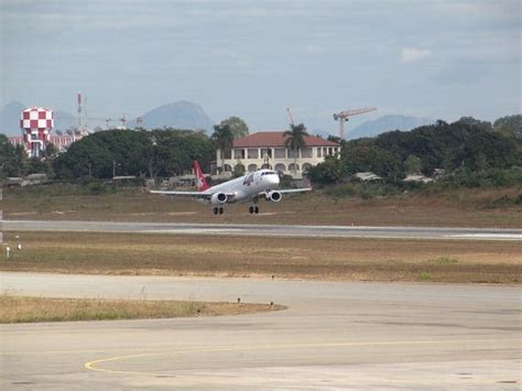 Fear of Landing – Mozambique (LAM) Flight 470: Pilot Suicide