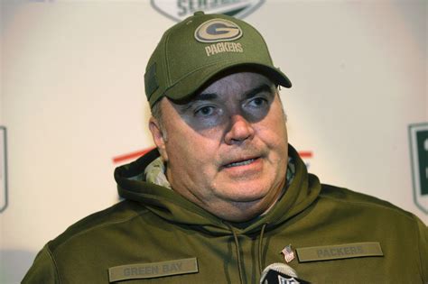 Former Packers coach Mike McCarthy denies story about massages - The ...