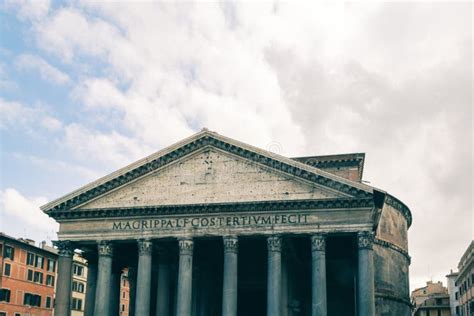 Exterior View of the Pantheon of Agrippa in Rome Stock Photo - Image of ...