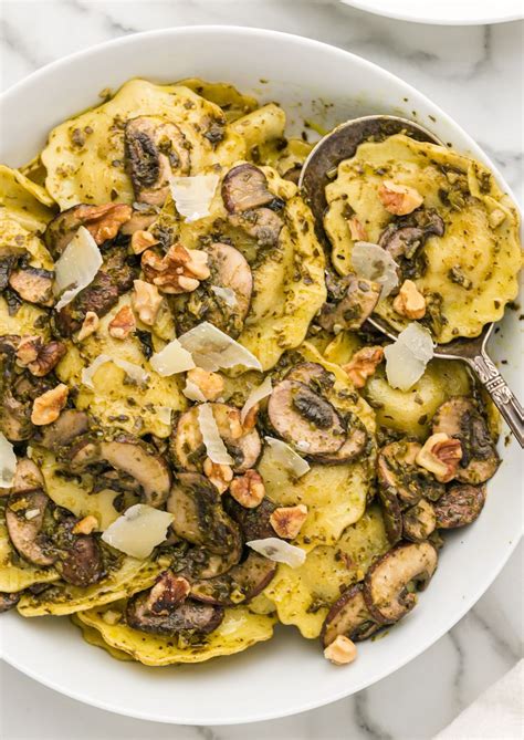 Mushroom Ravioli with Pesto - Flavor the Moments