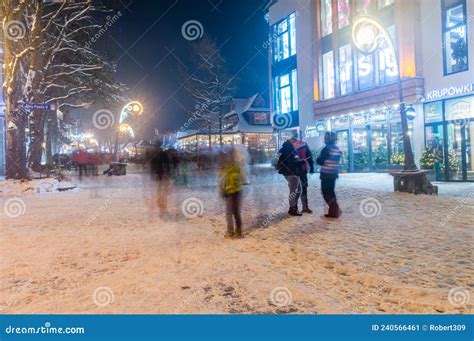 Night View in Winter on Krupowki Street, Main City Promenade in ...