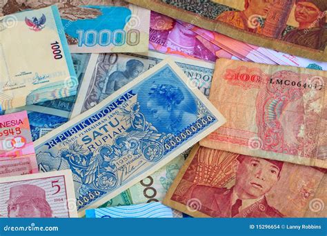 Vinatge Indonesian Currency Stock Photo - Image of asian, bills: 15296654