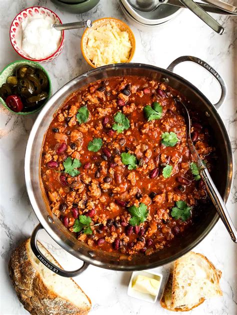 Easy Homemade Chili Recipe - Reluctant Entertainer