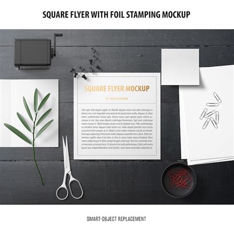 Free PSD | Square flyer mockup