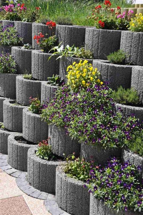 Blocs béton creux végétalisables – idées sur l’aménagement jardin ...