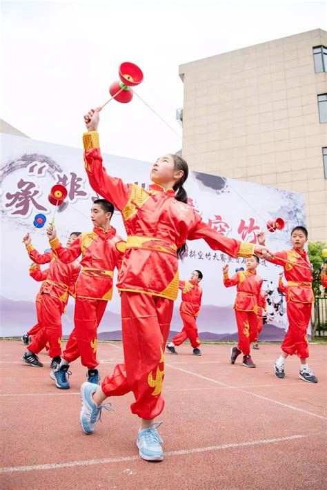 空竹海报,空竹表演,空竹绘画_大山谷图库