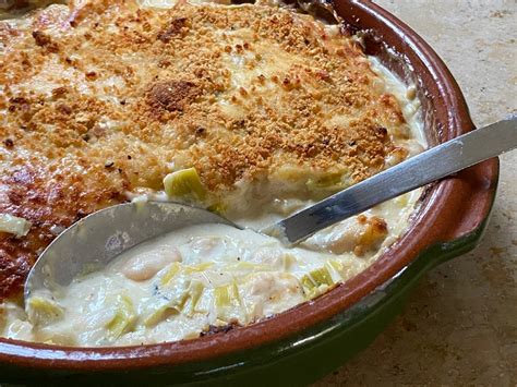 Smoked Haddock, Leek + Butter Bean Pie – Bold Bean Co