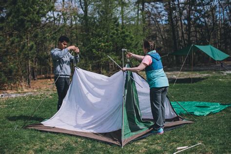 How to Pitch a Tent | Appalachian Mountain Club (AMC)